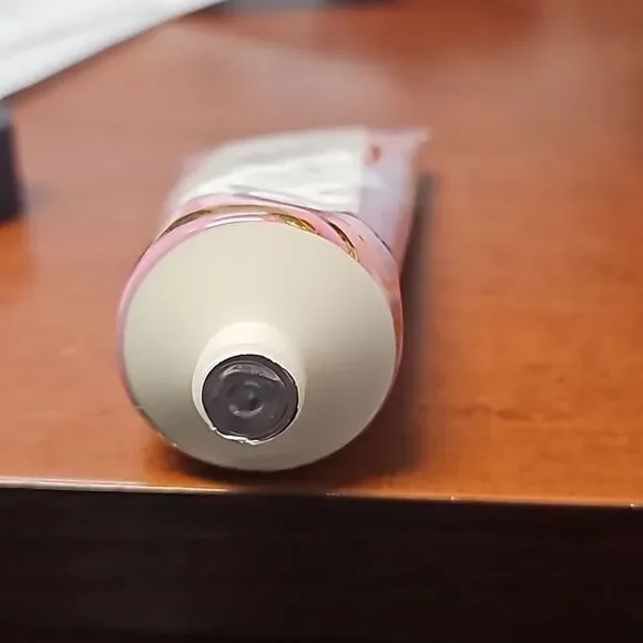 Céla Crème Rose - Picture 5 of 5